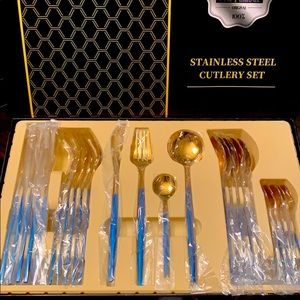 24 pc Stainless steel cutlery